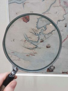 LLSHS; cha-loupes-34a8816e0d3c80346c3bc43b0cc3998a